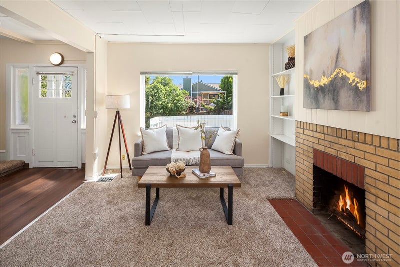 332 NE 50th Street