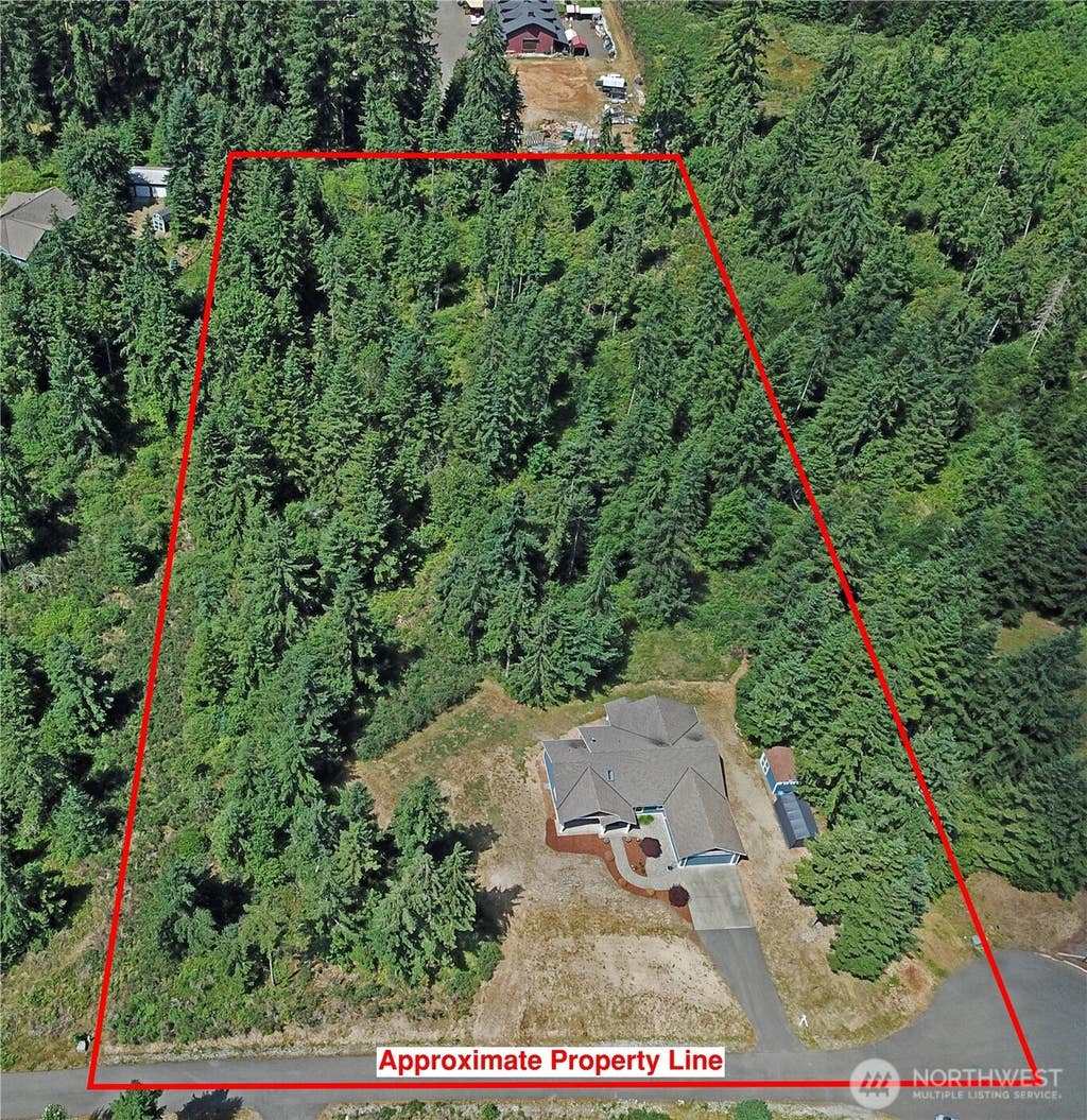 Photo of 15324 Glenshire Place SW, Port Orchard, WA 98367 (MLS # 2543360)