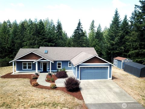 Photo of 15324 Glenshire Place SW, Port Orchard, WA 98367 (MLS # 2543360)