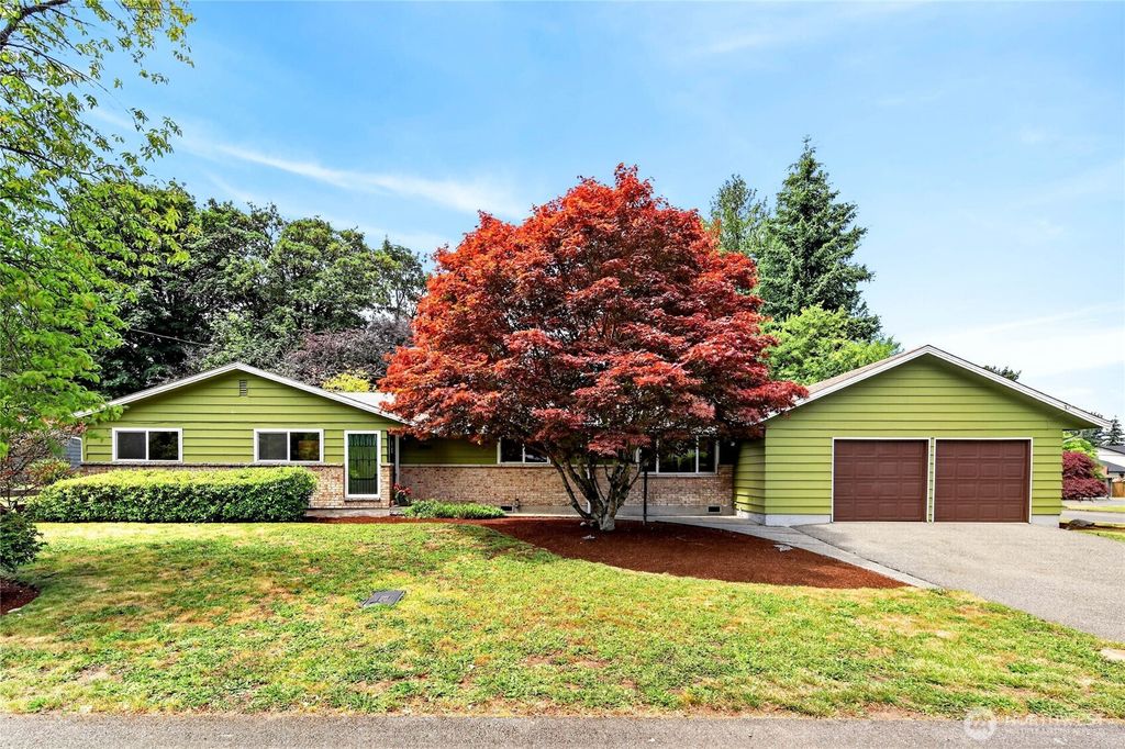 Photo of 20003 3rd Place SW, Normandy Park, WA 98166 (MLS # 2540145)