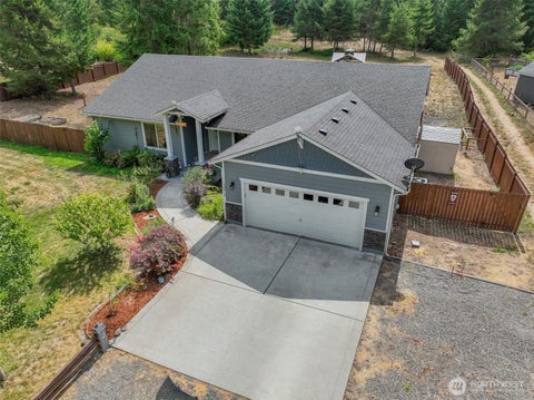 Photo of 13915 Tomcat Lane SE, Yelm, WA 98597 (MLS # 2568069)