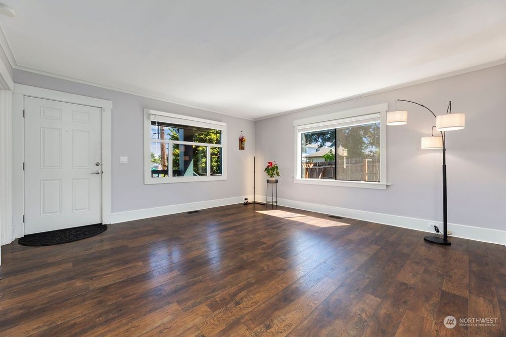 Photo of 922 N 105th Street, Seattle, WA 98133 (MLS # 2234744)