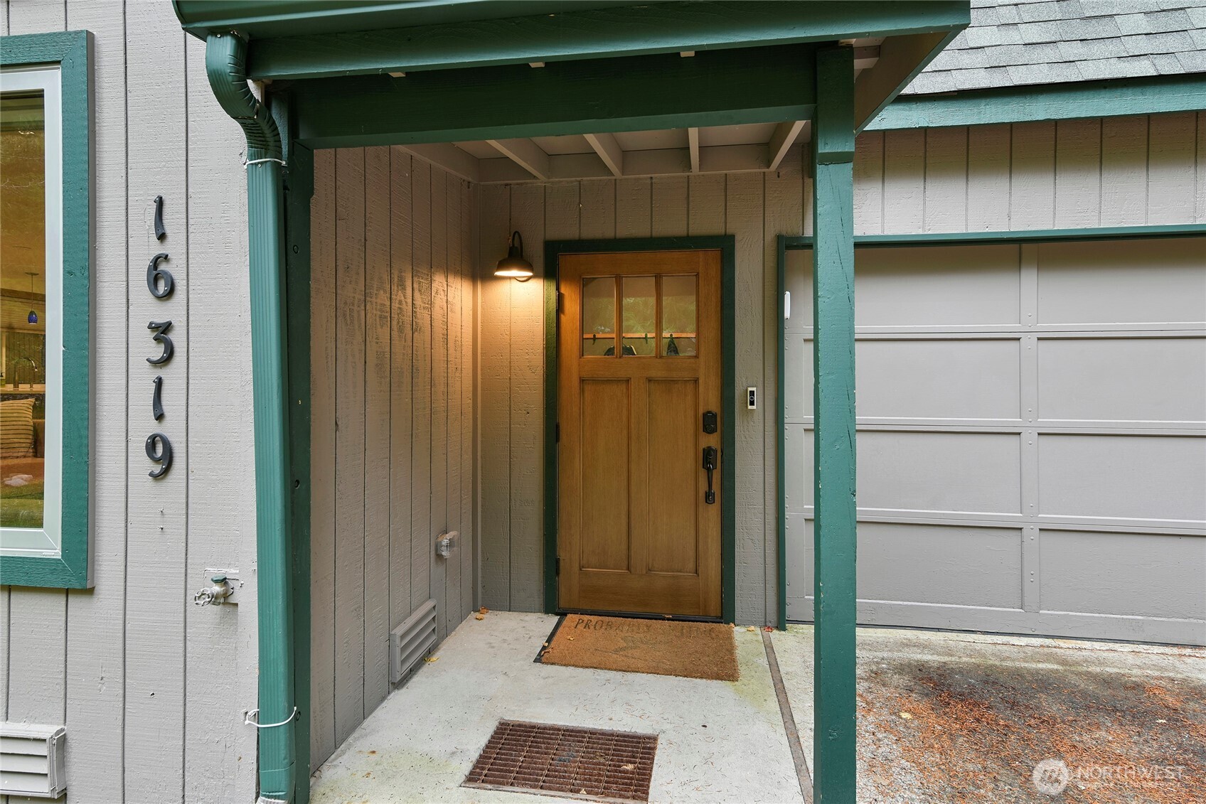 16319 Alpine Drive E