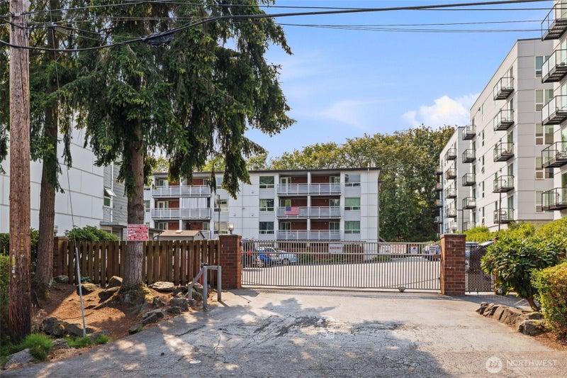 10501 8th Avenue NE 209