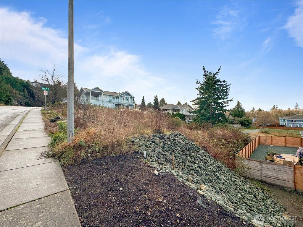 Photo of 1810 Kansas Avenue, Anacortes, WA 98221 (MLS # 2466489)