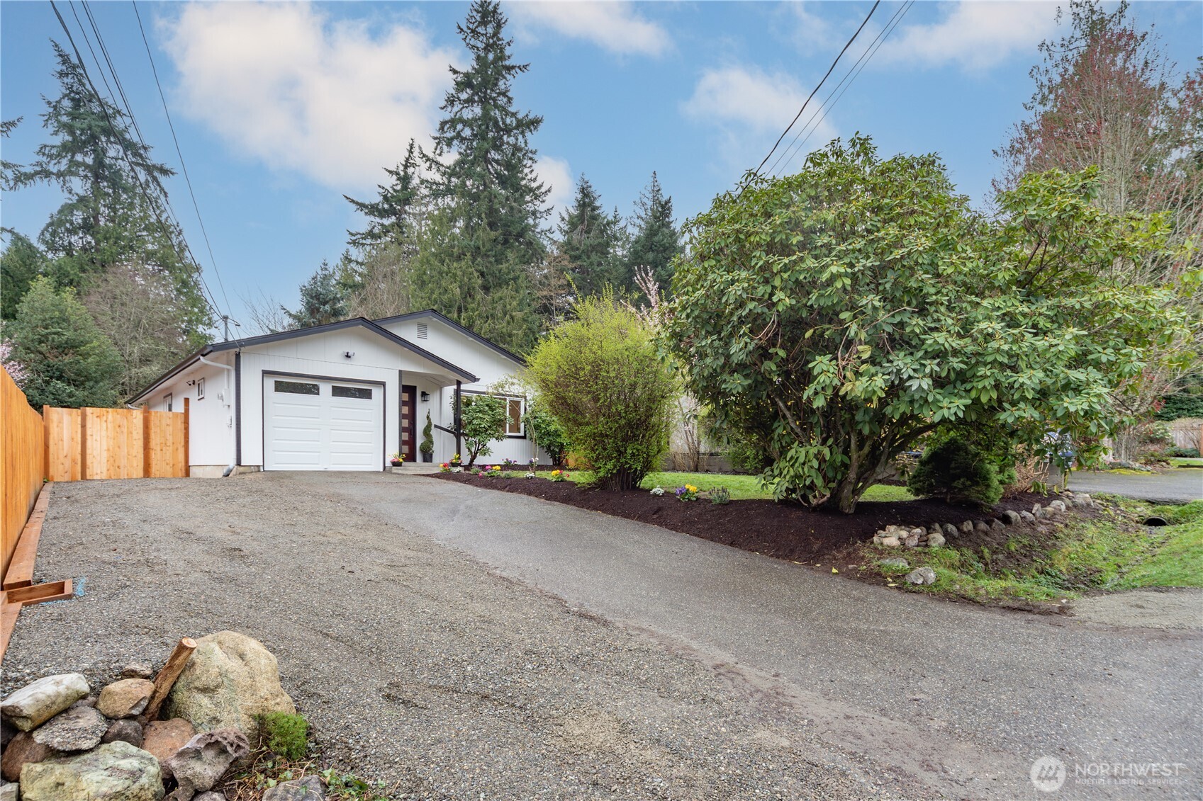 6485 NE Bell Str.