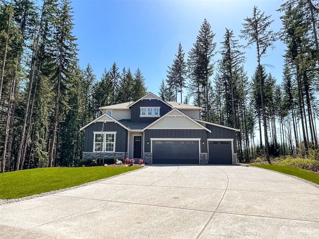 Photo of 12112 138th Drive NE #30-5, Lake Stevens, WA 98258 (MLS # 2046006)