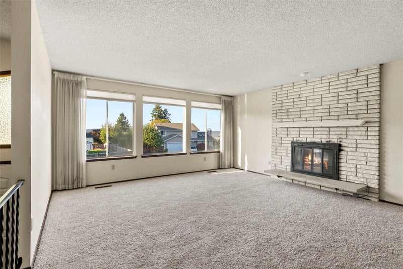 2053 N Fremont Street