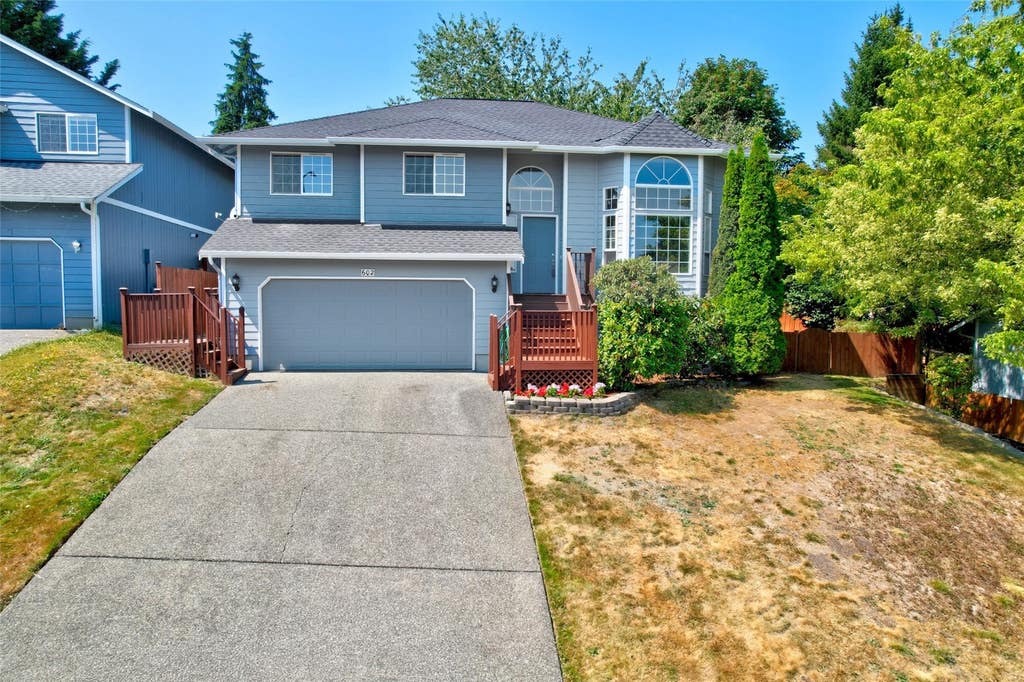Photo of 602 95th Drive SE, Lake Stevens, WA 98258 (MLS # 2566366)