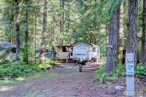 Photo of 121 3 Schinn Canyon Circle, Deming, WA 98244 (MLS # 2389165)