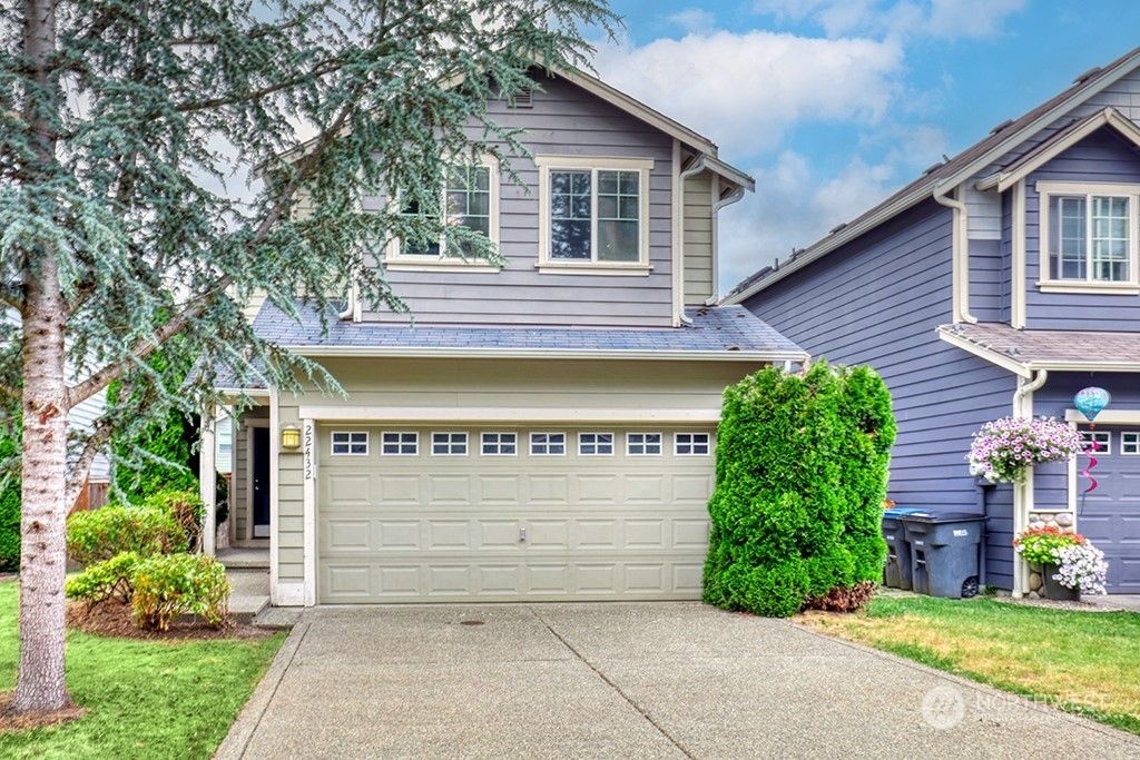 Photo of 22432 SE 244th Street, Maple Valley, WA 98038 (MLS # 2129565)