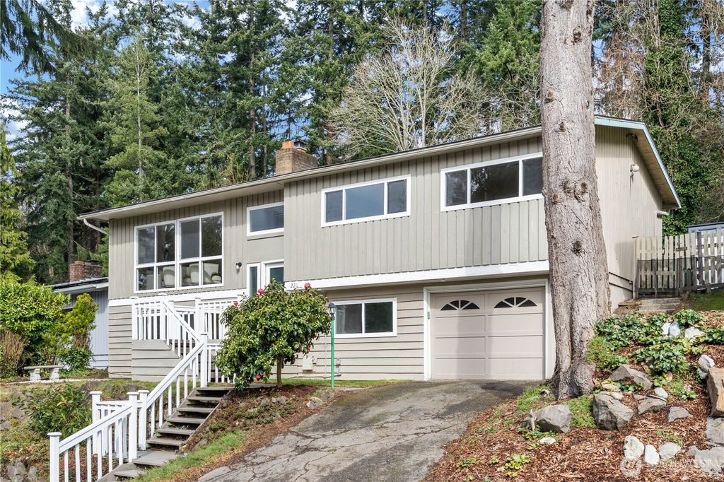 Photo of 220 NW 176 Place, Shoreline, WA 98177 (MLS # 2357967)