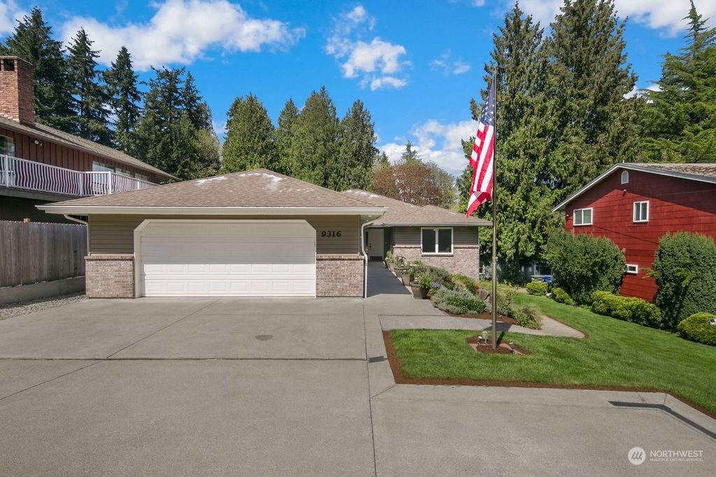 Photo of 9316 NE 180th Street, Bothell, WA 98011 (MLS # 2063694)