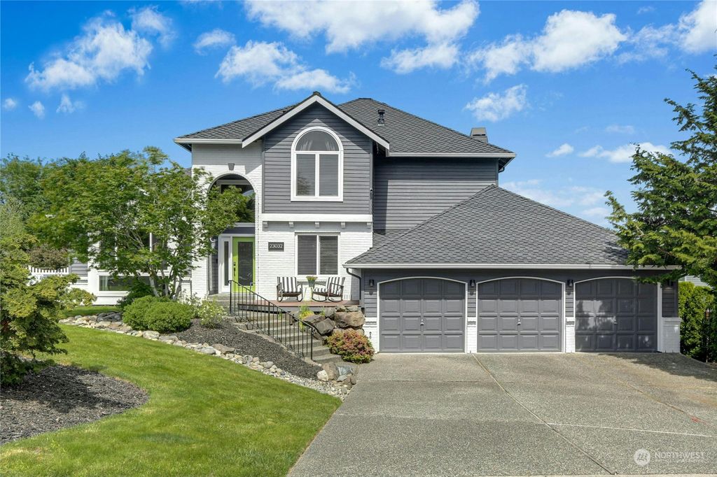 Photo of 23032 NE 18th Street, Sammamish, WA 98074 (MLS # 2238411)