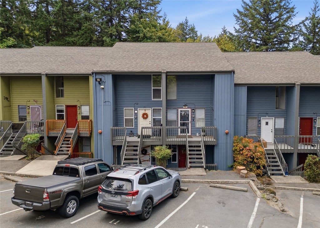 Photo of 500 National Avenue N #11, Bremerton, WA 98312 (MLS # 2594746)