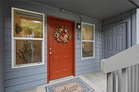 Photo of 500 National Avenue N #11, Bremerton, WA 98312 (MLS # 2594746)