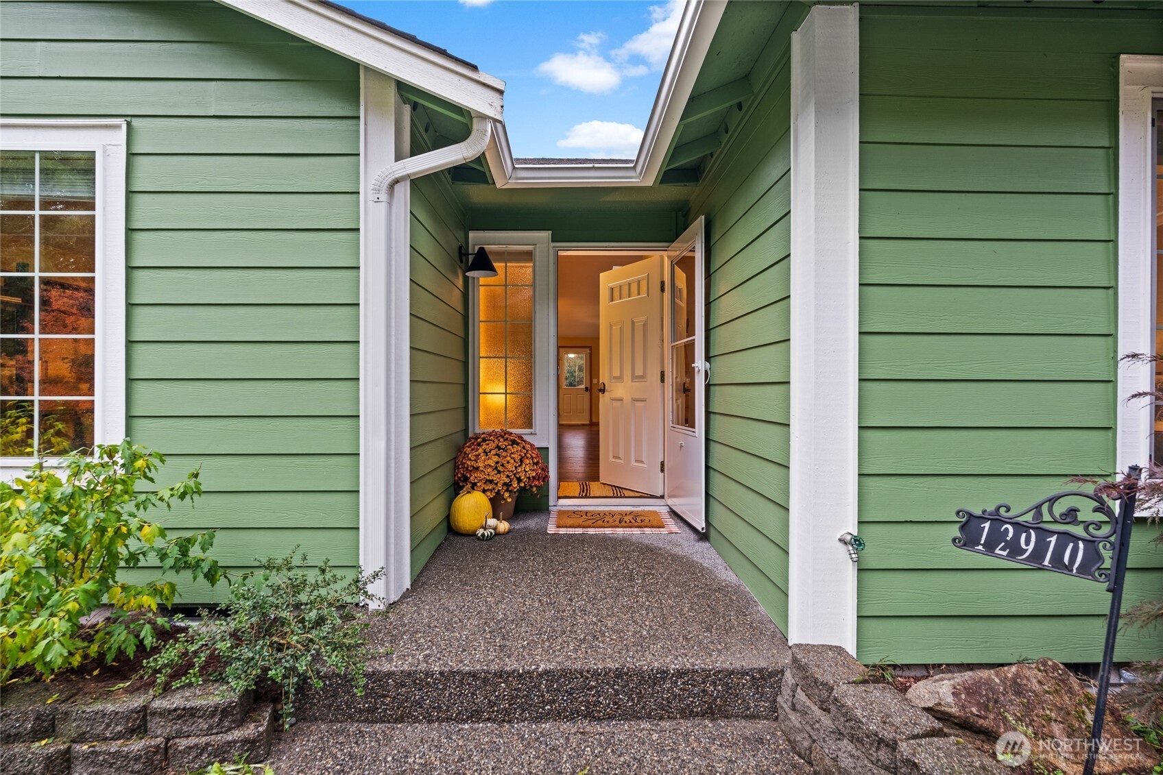 12910 118th Avenue NW