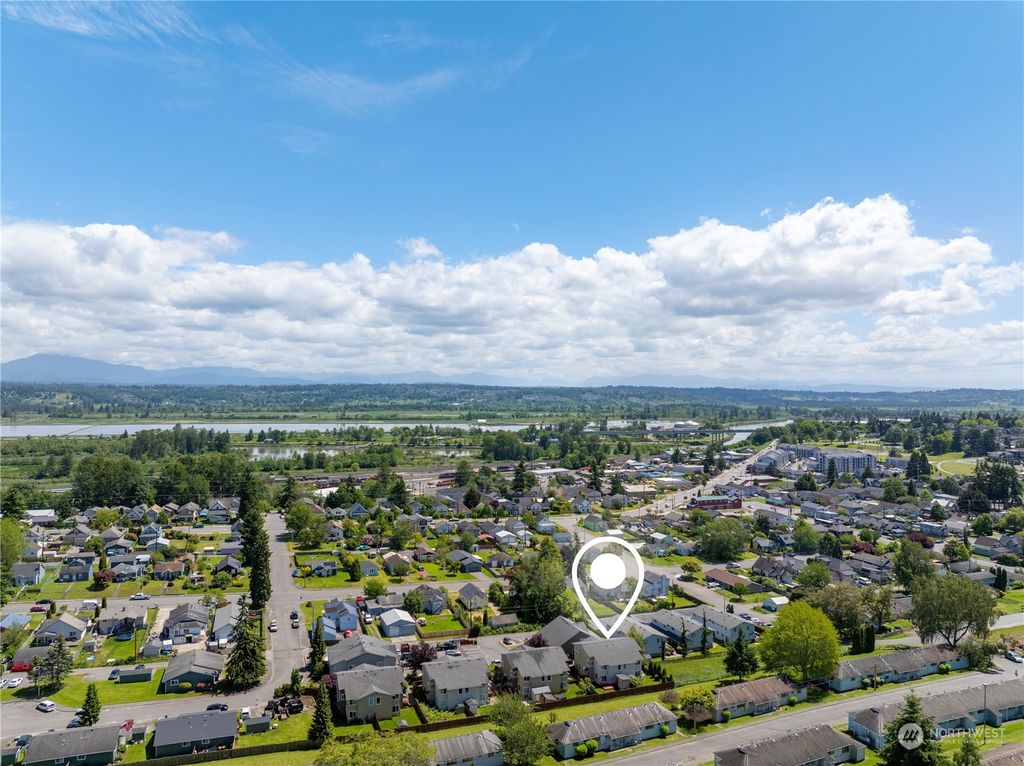 Photo of 2902 13th ST St #2D, Everett, WA 98201 (MLS # 2248899)