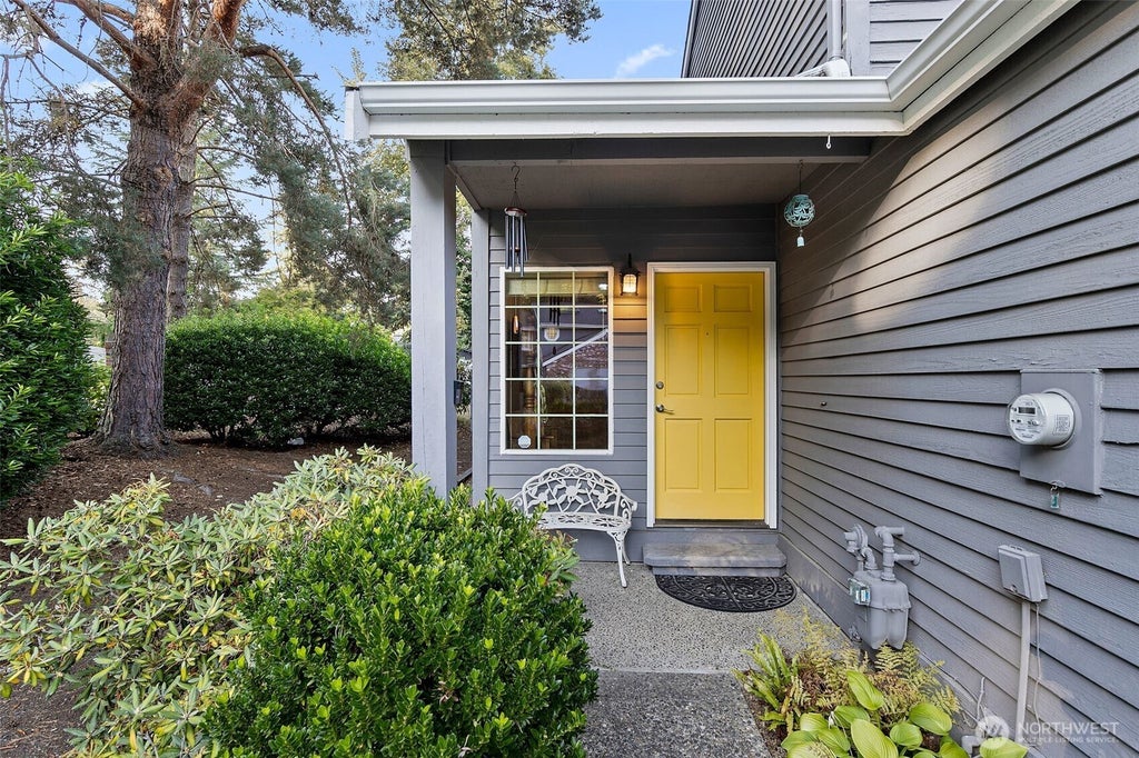 Photo of 23414 130th Avenue SE, Kent, WA 98031 (MLS # 2580410)