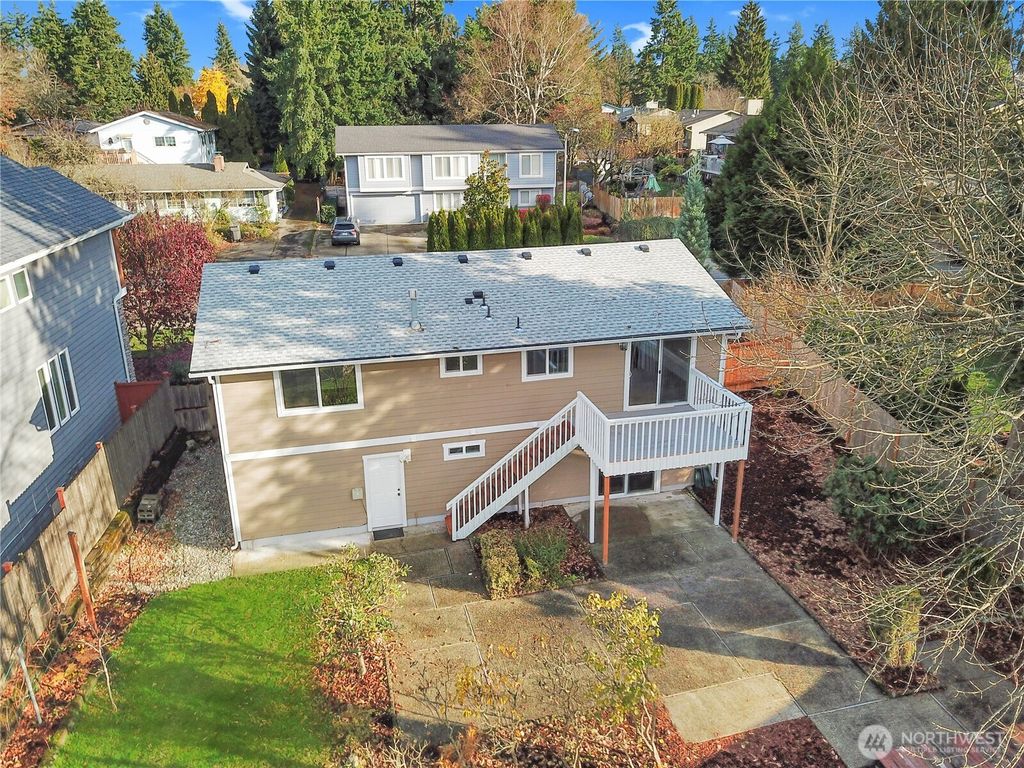 Photo of 14001 90th Avenue NE, Kirkland, WA 98034 (MLS # 2456876)