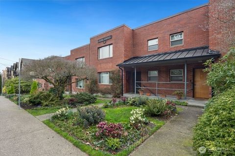 515 W Olympic Place Unit 208, Seattle, WA 98119 - MLS#: 2339076