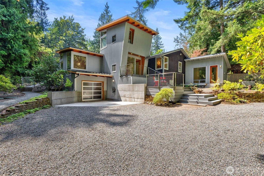 Photo of 7641 NE North Street, Bainbridge Island, WA 98110 (MLS # 2568919)