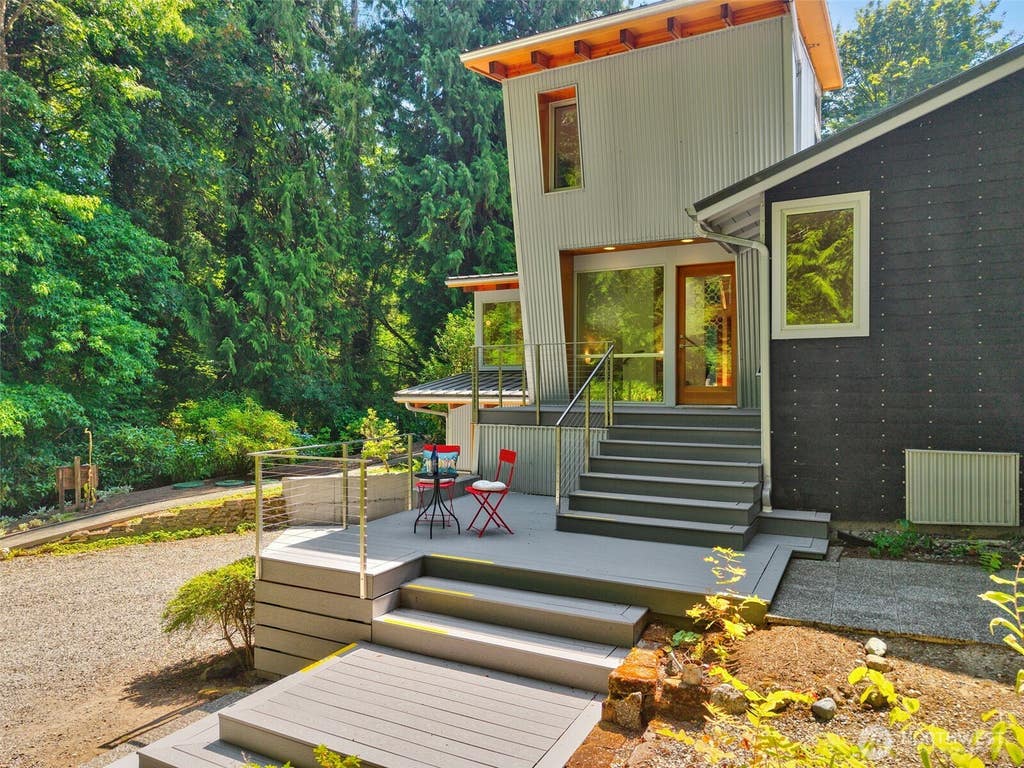 Photo of 7641 NE North Street, Bainbridge Island, WA 98110 (MLS # 2568919)