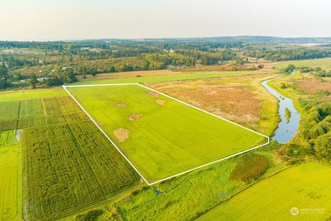 Photo of 0 State Route 20, Oak Harbor, WA 98277 (MLS # 2157311)
