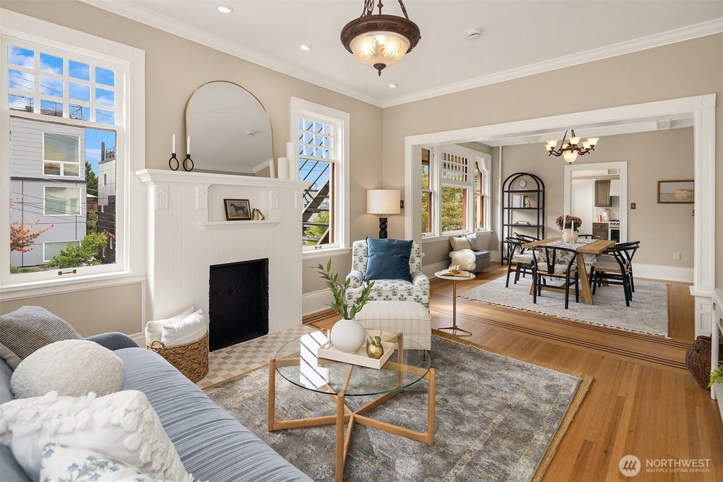 Photo of 2901 Franklin Avenue E #A, Seattle, WA 98102 (MLS # 2584177)