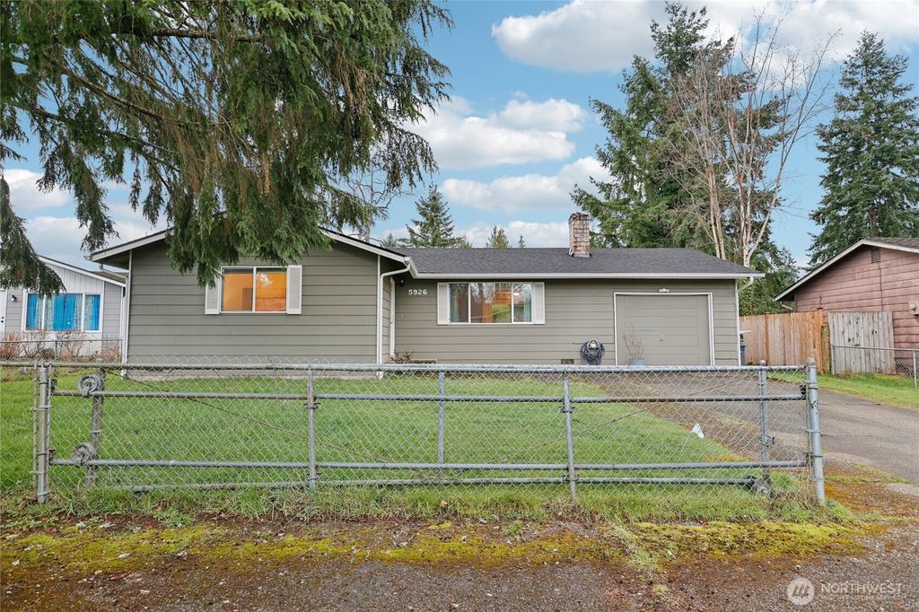 Photo of 5926 135th Place NE, Marysville, WA 98271 (MLS # 2481470)