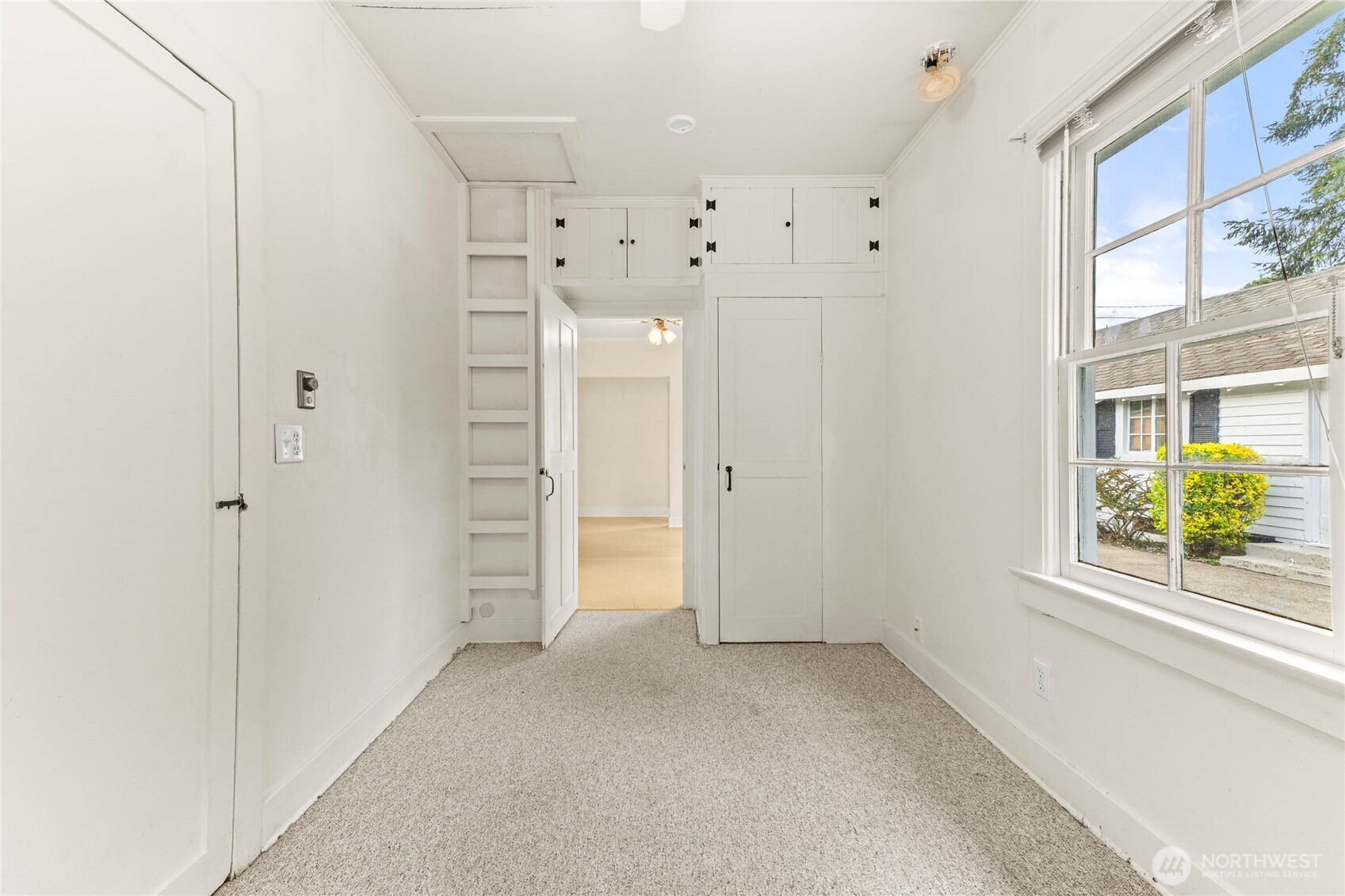 6614 100th Street SW