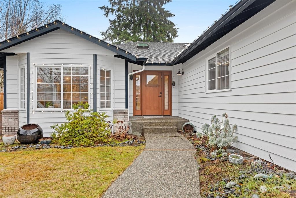 Photo of 6808 156th Street SE, Snohomish, WA 98296 (MLS # 2020791)