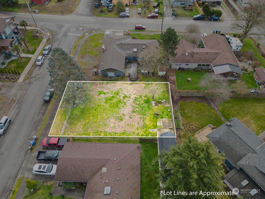 Photo of 1607 Kennnewick Avenue NE, Renton, WA 98056 (MLS # 2204727)
