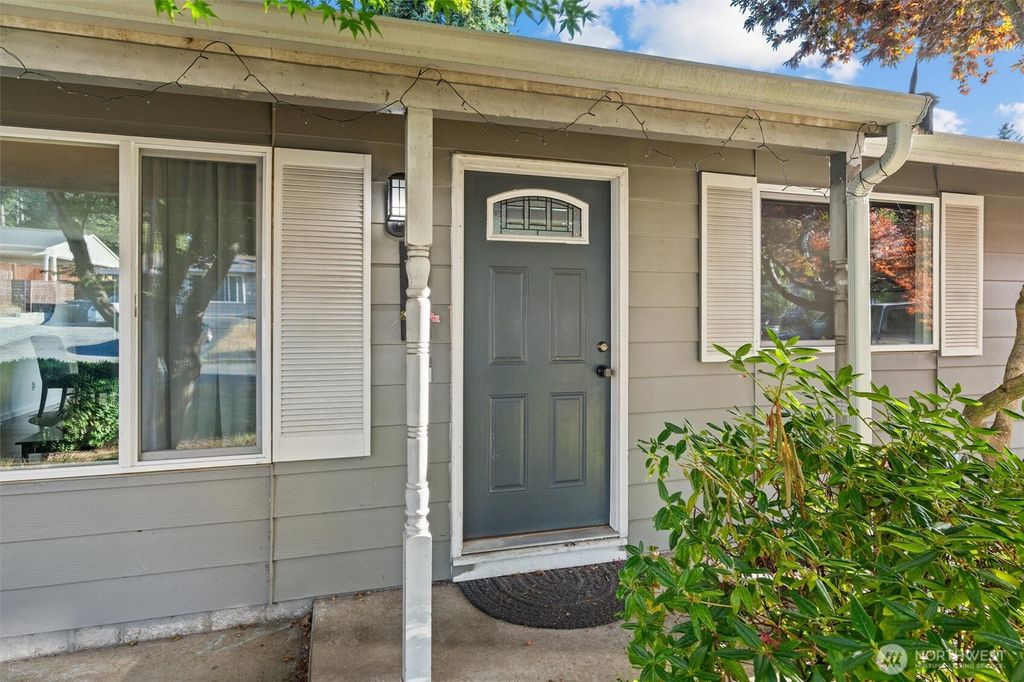 Photo of 614 217th Street SW, Bothell, WA 98021 (MLS # 2417684)