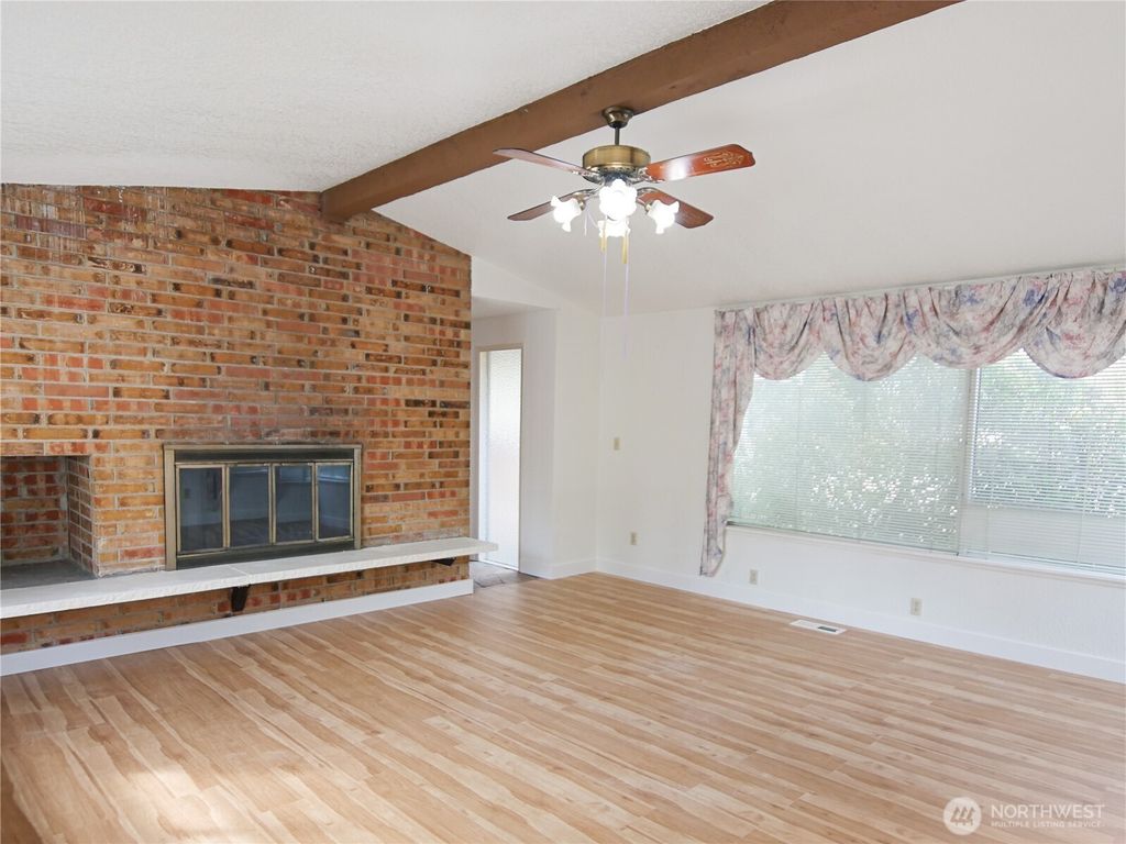 Photo of 2612 204th Street SW, Lynnwood, WA 98036 (MLS # 2438990)