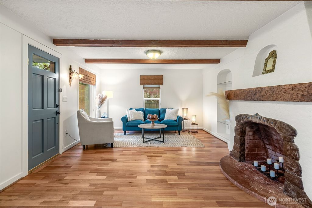 Photo of 2624 NW 85th Street, Seattle, WA 98117 (MLS # 2356842)