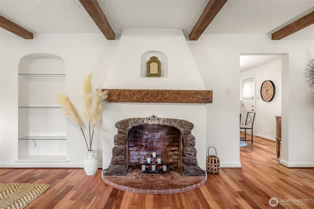 Photo of 2624 NW 85th Street, Seattle, WA 98117 (MLS # 2356842)