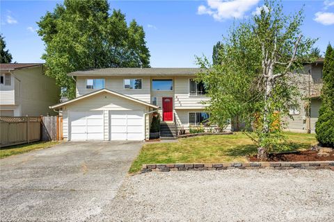 Photo of 6201 98th Street NE, Marysville, WA 98270 (MLS # 2559754)