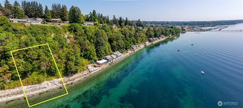 161 S 216th Street Normandy Park WA 98166