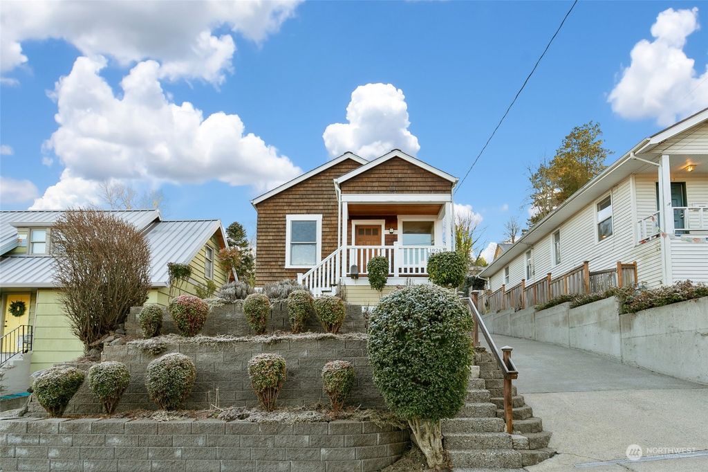 Photo of 1826 31st Avenue, Seattle, WA 98122 (MLS # 2030552)