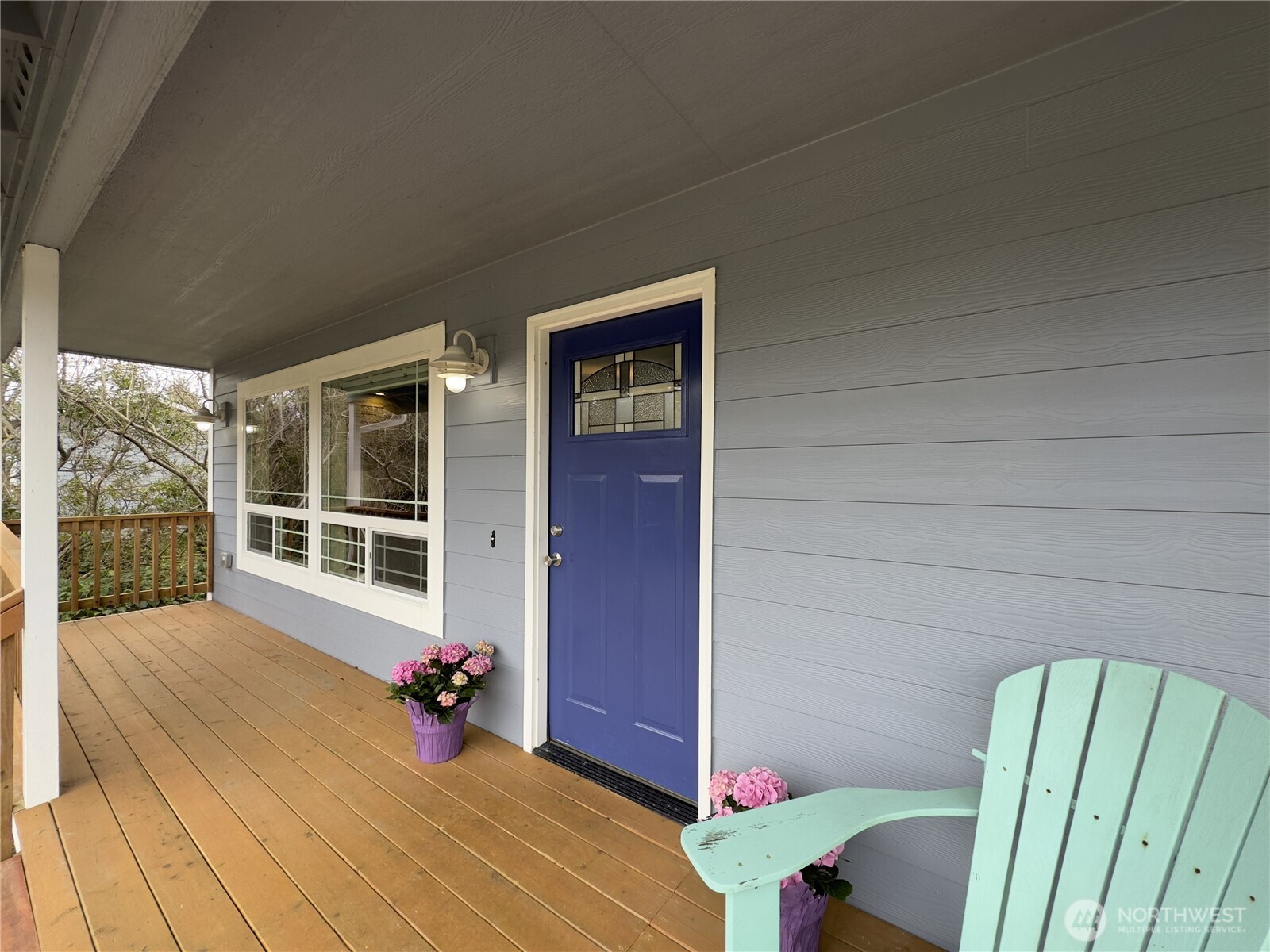169 Ocean Lake Way SW