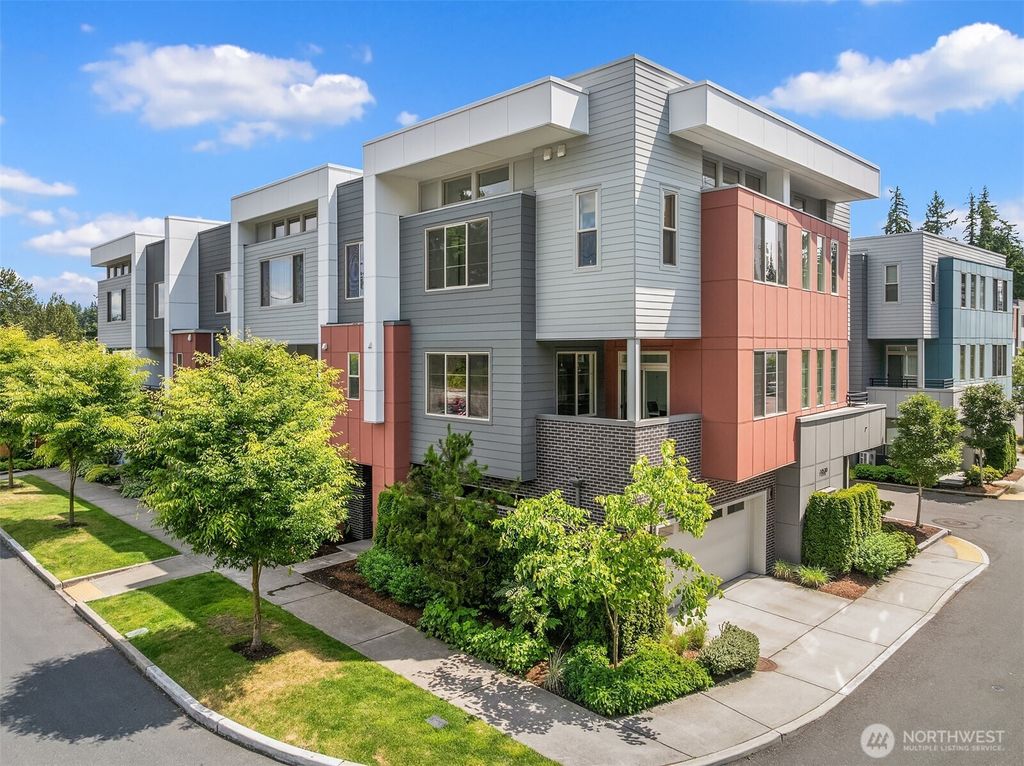 Photo of 11530 117th Lane NE #2, Kirkland, WA 98034 (MLS # 2393491)