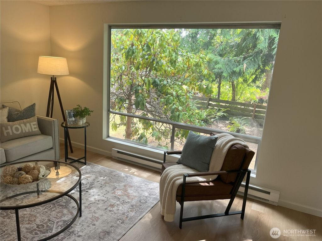 Photo of 537 N 188th Street, Shoreline, WA 98133 (MLS # 2420896)