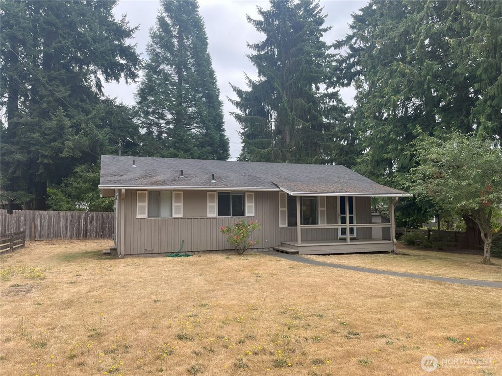 Photo of 537 N 188th Street, Shoreline, WA 98133 (MLS # 2420896)