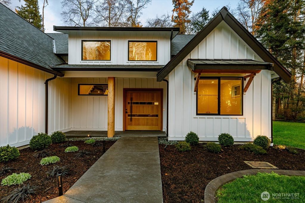 Photo of 2780 Overview Drive, Oak Harbor, WA 98277 (MLS # 2488731)