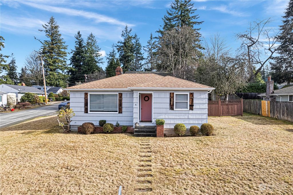 Photo of 4901 Dogwood Drive, Everett, WA 98203 (MLS # 2034546)