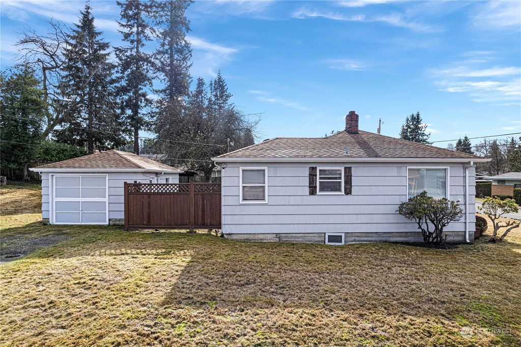 Photo of 4901 Dogwood Drive, Everett, WA 98203 (MLS # 2034546)