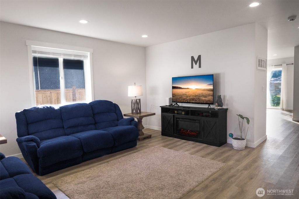 Photo of 6311 Bearpaw Court, Maple Falls, WA 98266 (MLS # 2456572)