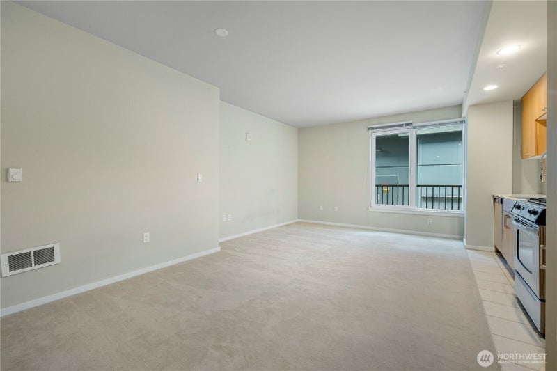 81 Clay Street 326