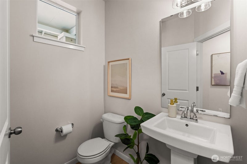 11220 Borgen Loop